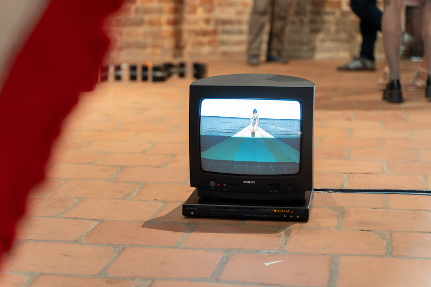 Międzynarodowo w galerii zdjęcie nr 292291