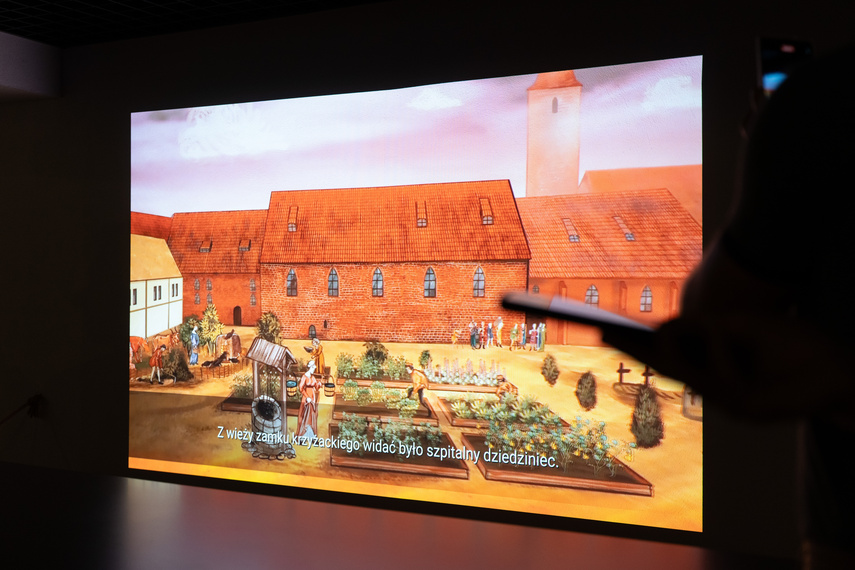 Elkamera przybliża historię Elbląga i miejskiego księgozbioru zdjęcie nr 292557