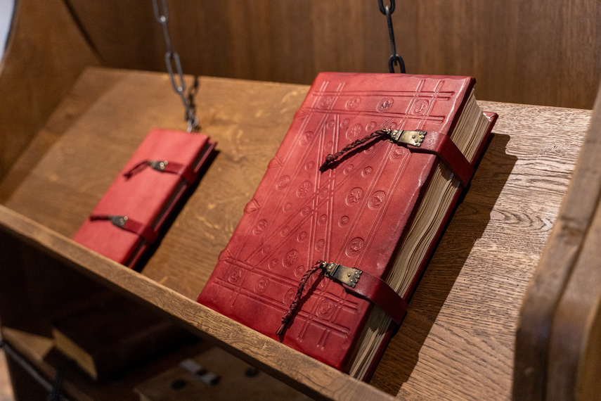 Elkamera przybliża historię Elbląga i miejskiego księgozbioru zdjęcie nr 292559