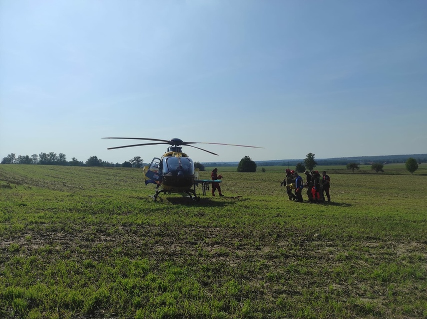 Poważny wypadek drogowy w okolicach Płoskini zdjęcie nr 292705