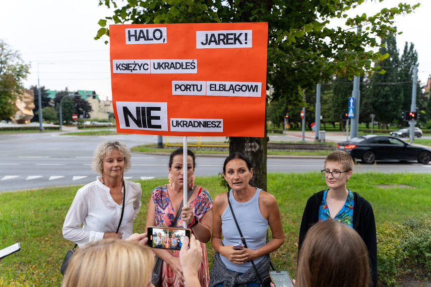 Jarosław Kaczyński w Elblągu. O prawach kobiet i przegonieniu Danii zdjęcie nr 292764