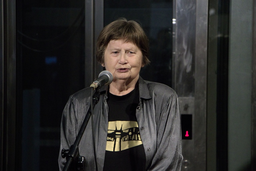 7 z 65 i róże dla Róży zdjęcie nr 293437