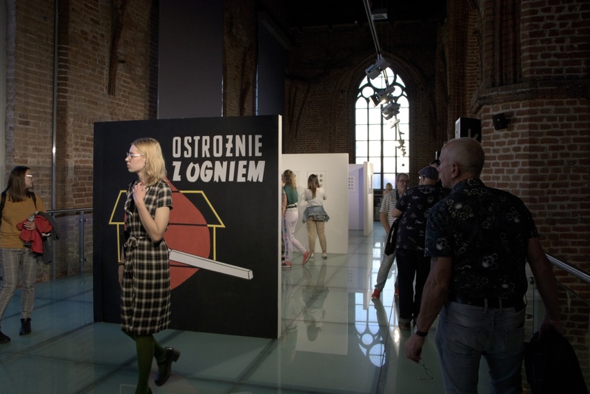 7 z 65 i róże dla Róży zdjęcie nr 293413