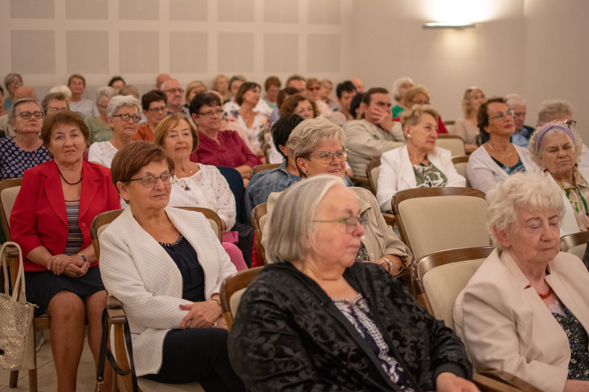 "Nigdy nie jest za późno na naukę" zdjęcie nr 293964