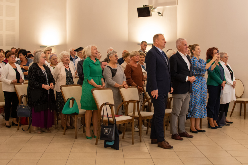 "Nigdy nie jest za późno na naukę" zdjęcie nr 293977