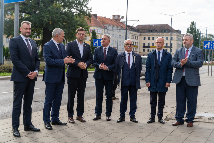 Pocztowo-fasadowo na nowo zdjęcie nr 294017