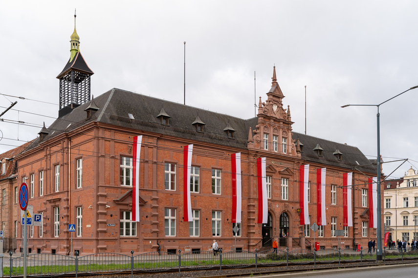 Pocztowo-fasadowo na nowo zdjęcie nr 294027