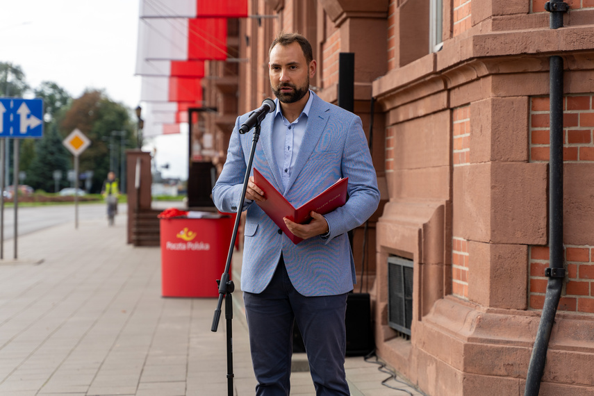 Pocztowo-fasadowo na nowo zdjęcie nr 294016