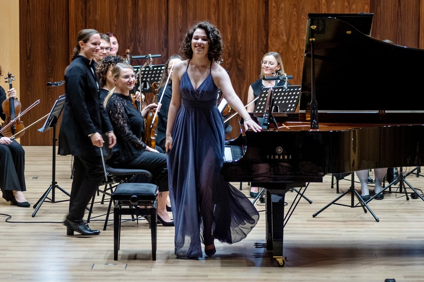 Muzycznym krokiem na zachód zdjęcie nr 294277