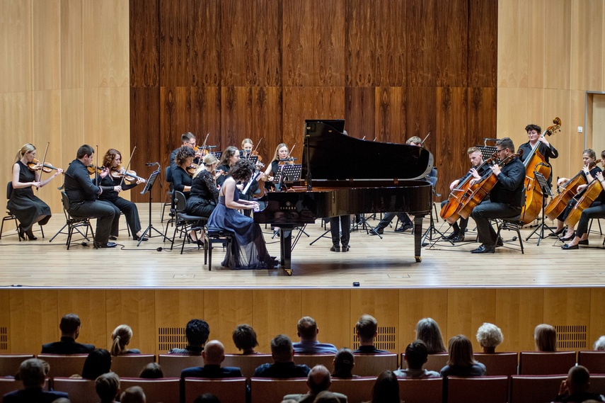 Muzycznym krokiem na zachód zdjęcie nr 294278