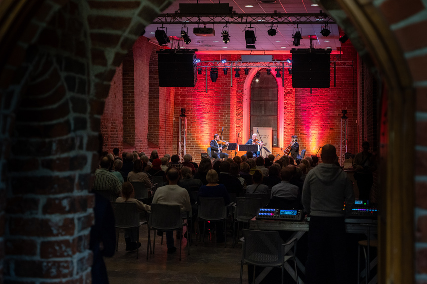 Miłosz Janiak stypendystą Elbląskiego Towarzystwa Kulturalnego zdjęcie nr 296666