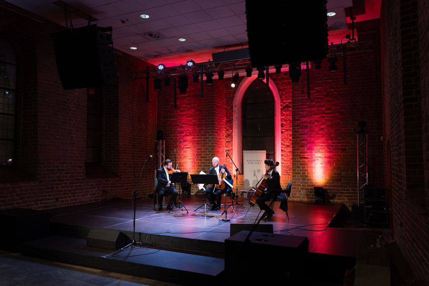 Miłosz Janiak stypendystą Elbląskiego Towarzystwa Kulturalnego zdjęcie nr 296659