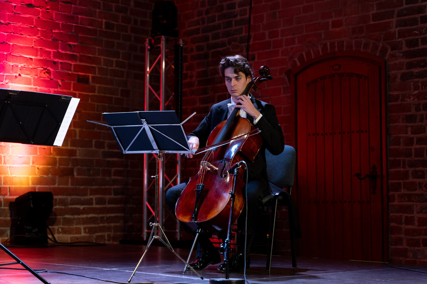 Miłosz Janiak stypendystą Elbląskiego Towarzystwa Kulturalnego zdjęcie nr 296663