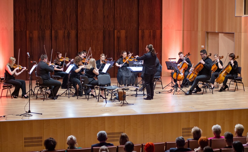 Podróż po Europie z elbląskimi kameralistami zdjęcie nr 297099