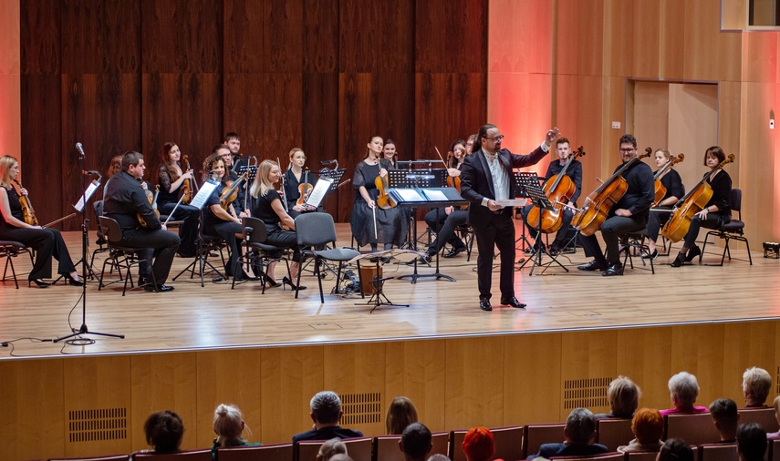 Podróż po Europie z elbląskimi kameralistami zdjęcie nr 297103