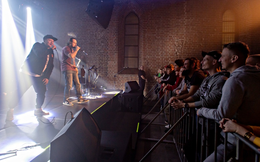 Kaliber 44. Strzał w dziesiątkę zdjęcie nr 297116