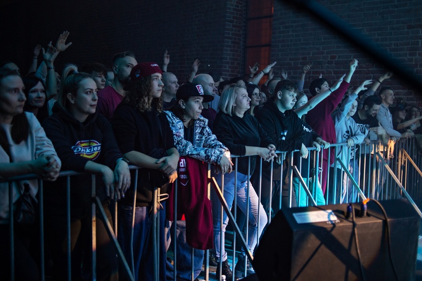 Kaliber 44. Strzał w dziesiątkę zdjęcie nr 297136