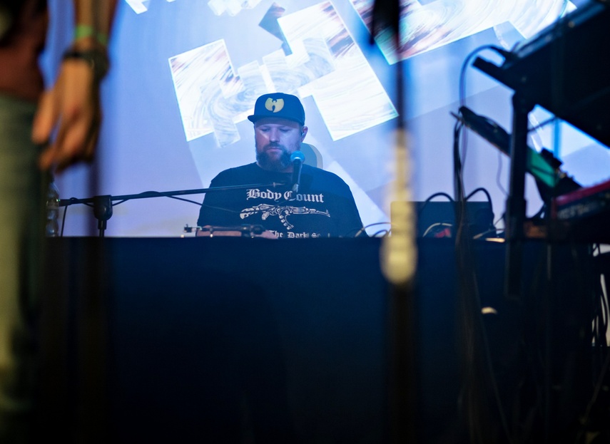 Kaliber 44. Strzał w dziesiątkę zdjęcie nr 297134