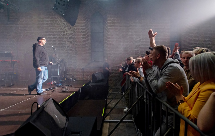 Kaliber 44. Strzał w dziesiątkę zdjęcie nr 297113