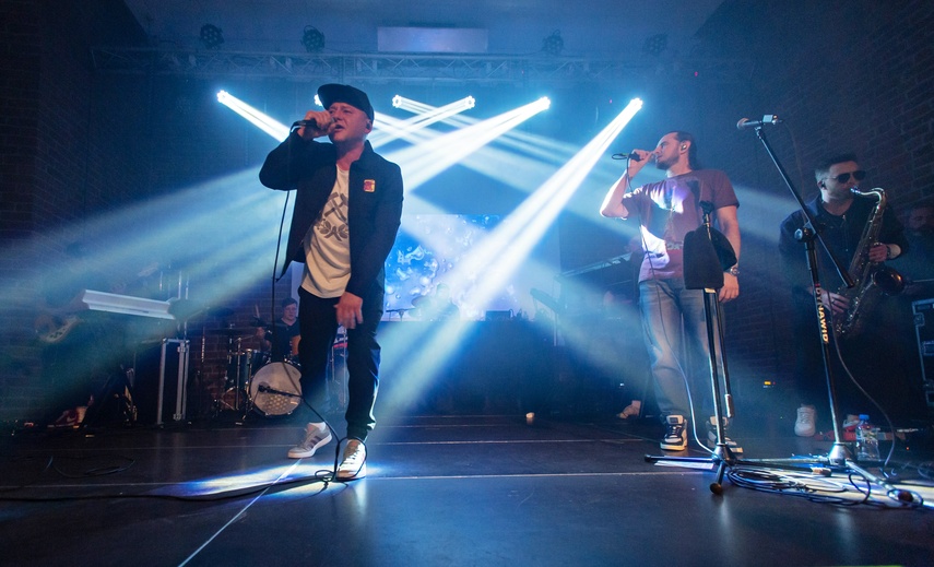 Kaliber 44. Strzał w dziesiątkę zdjęcie nr 297120