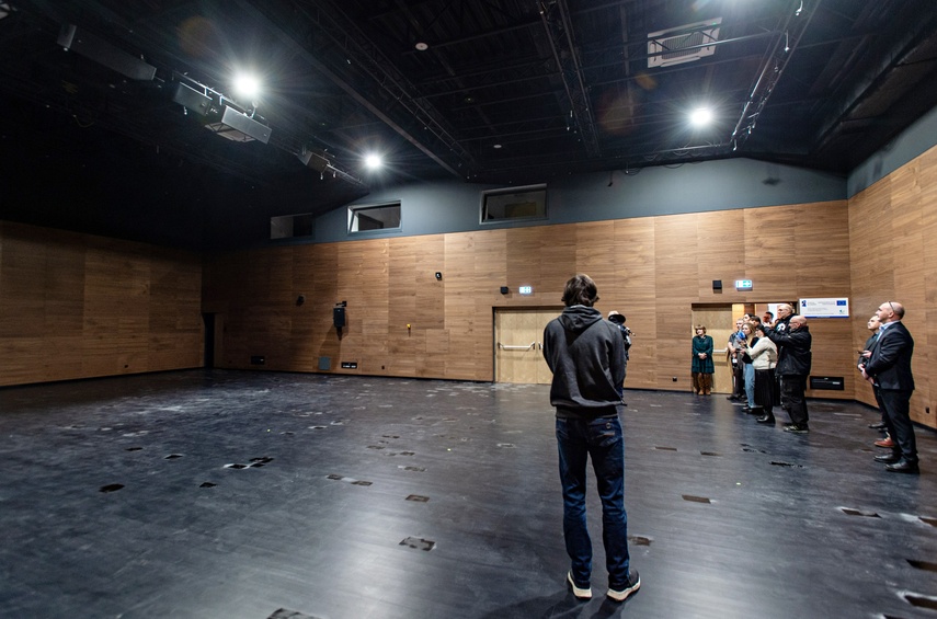 Teatr nasz widziałem ogromny zdjęcie nr 298223