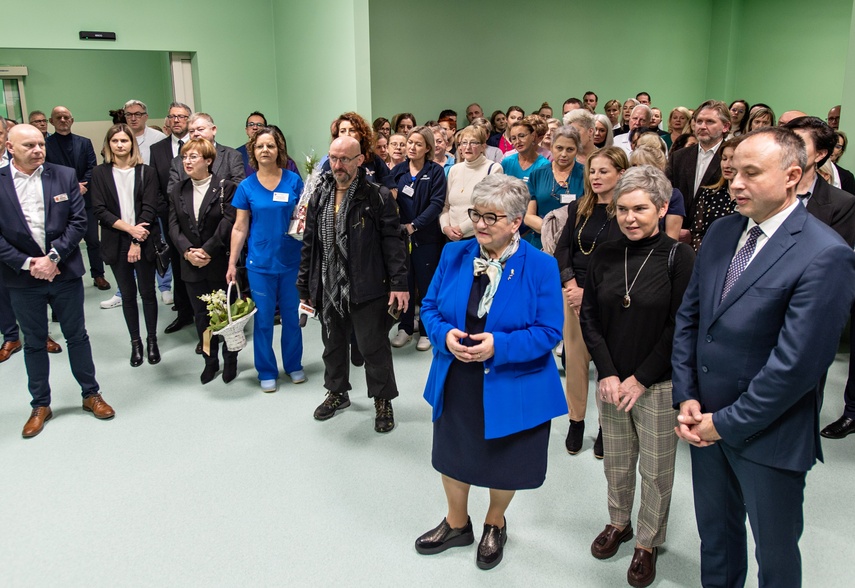 Pięć sal i pięćdziesiąt trzy miliony zdjęcie nr 298433