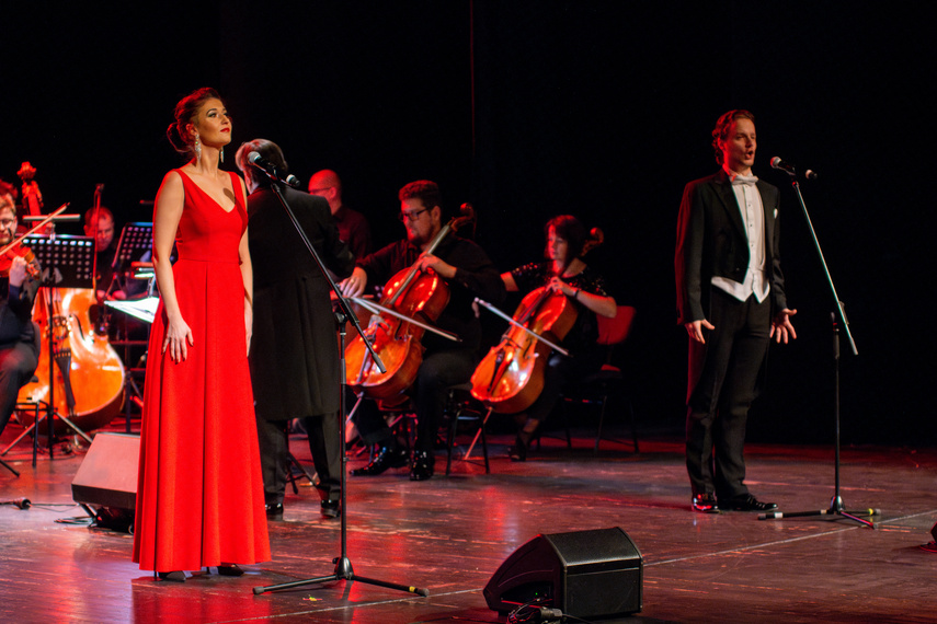 Muzyczny wieczór z operetką zdjęcie nr 299676