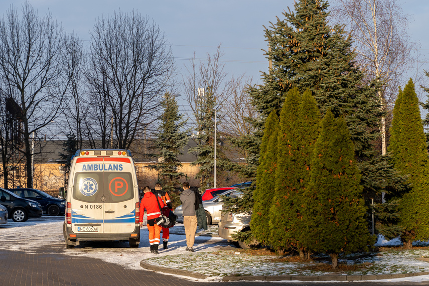 Zapalił się garnek. W panice wyrzucił go przez okno zdjęcie nr 299803