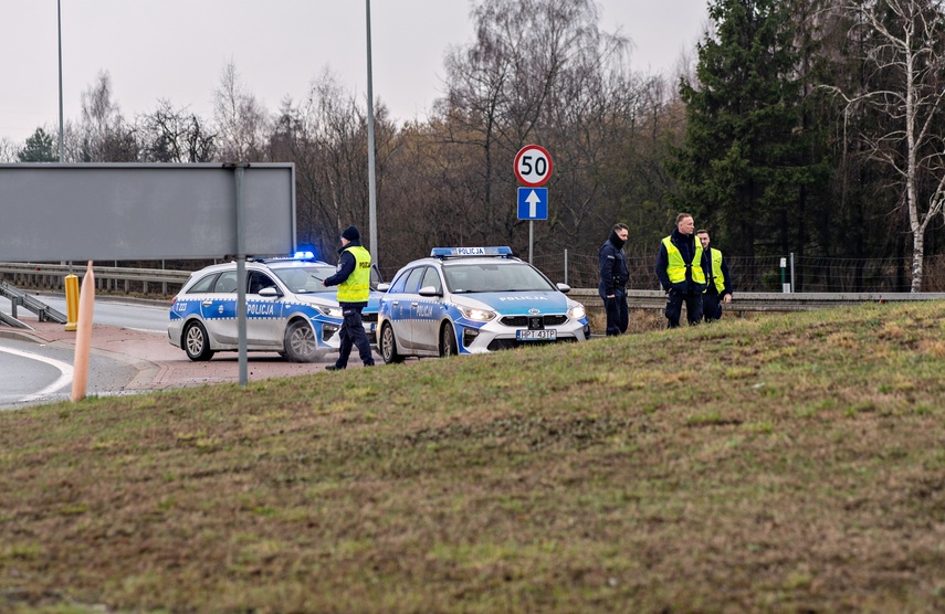 Elbląg Protest rolników w Elblągu. Sprowadzanie towarów z Ukrainy nas rujnuje