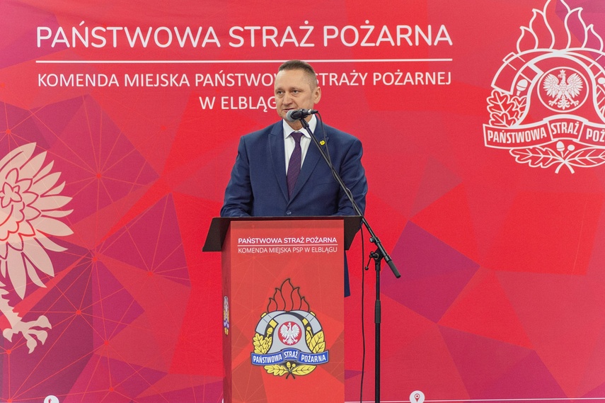 Komendant żegna się ze strażacką służbą zdjęcie nr 302600