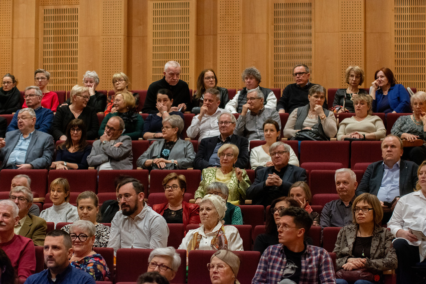 Muzyczna podróż z kameralistami zdjęcie nr 303389