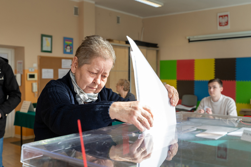 Elblążanie wybierają prezydenta i radnych zdjęcie nr 304706