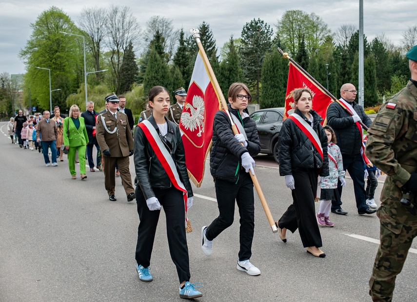 Bez prezydentów na smoleńskich obchodach zdjęcie nr 304789