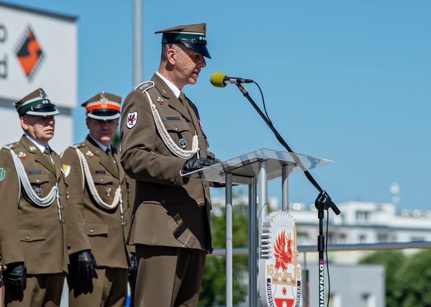 Jeszcze nie oficerowie, ale już nie szeregowi zdjęcie nr 308326