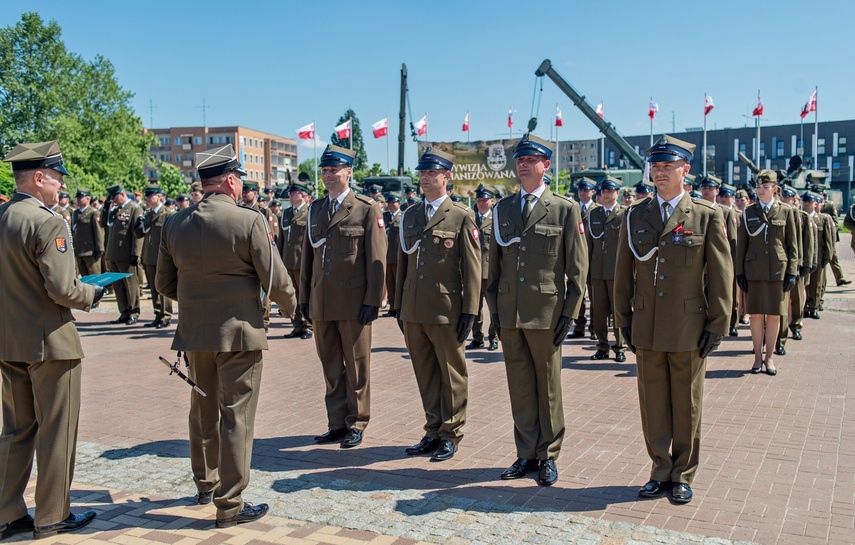 Jeszcze nie oficerowie, ale już nie szeregowi zdjęcie nr 308335