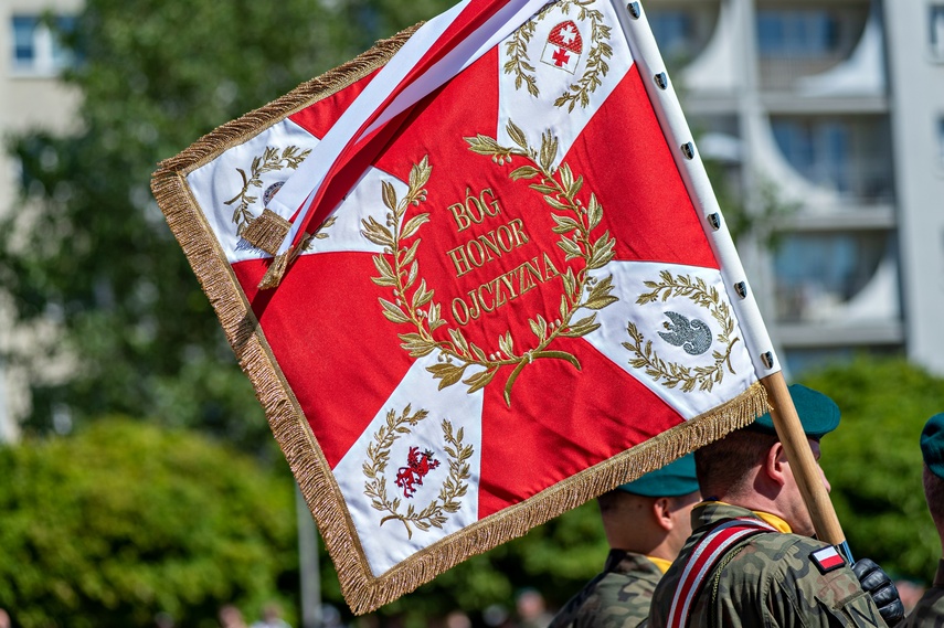 Jeszcze nie oficerowie, ale już nie szeregowi zdjęcie nr 308330