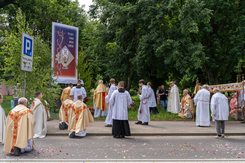 Dzisiaj Boże Ciało zdjęcie nr 308933