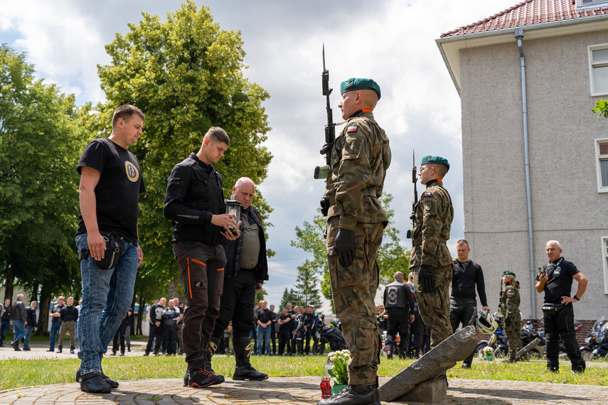 Uczcili pamięć kolegów poległych na wojskowych misjach zdjęcie nr 309747