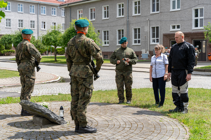 Uczcili pamięć kolegów poległych na wojskowych misjach zdjęcie nr 309740