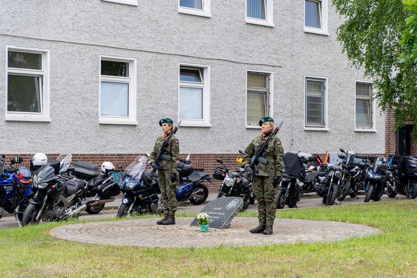 Uczcili pamięć kolegów poległych na wojskowych misjach zdjęcie nr 309734