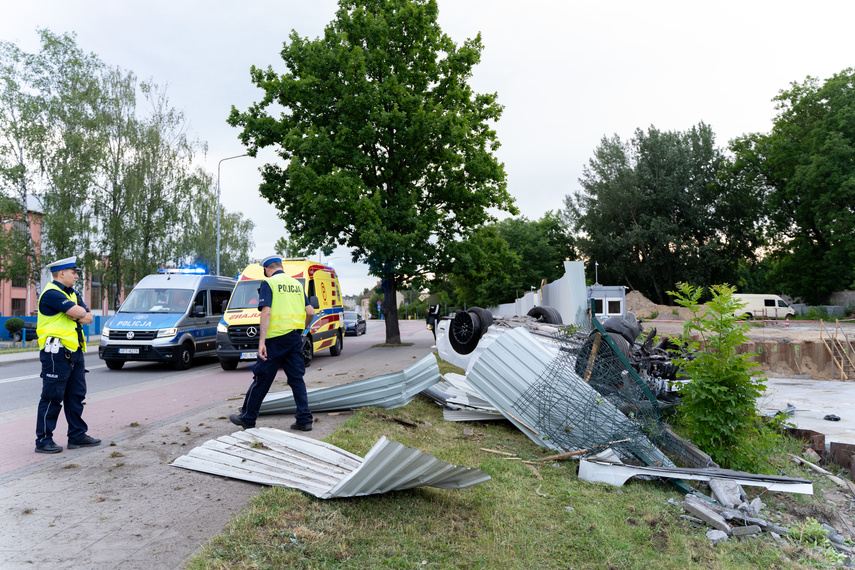 Mustangiem prosto w płot zdjęcie nr 309907