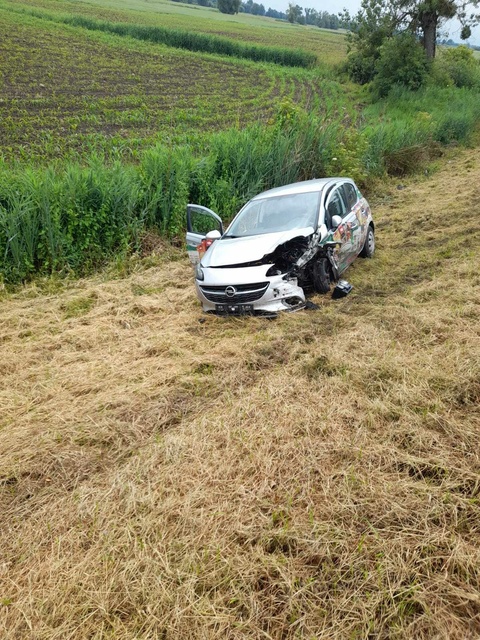 Kolizja na drodze nr 22. Ruch zablokowany zdjęcie nr 310327