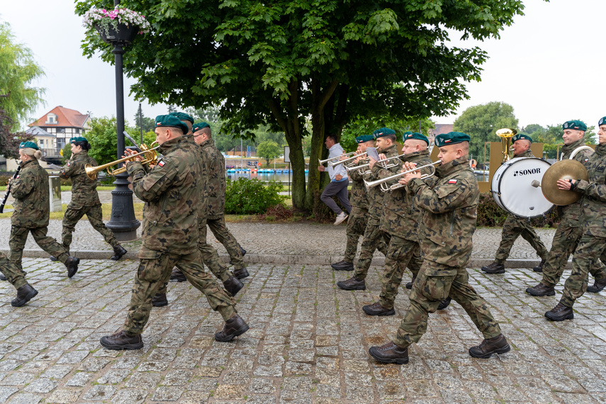 Parada na zakończenie muzycznego święta zdjęcie nr 310377