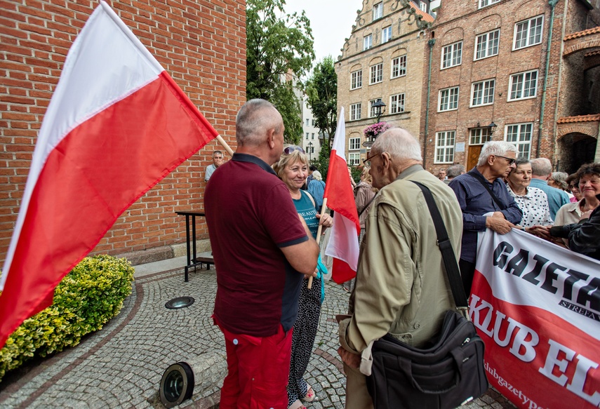 W obronie księdza zdjęcie nr 311942