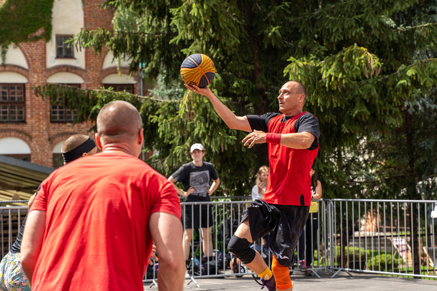 Armwrestling, streetball i amerykański styl zdjęcie nr 312007