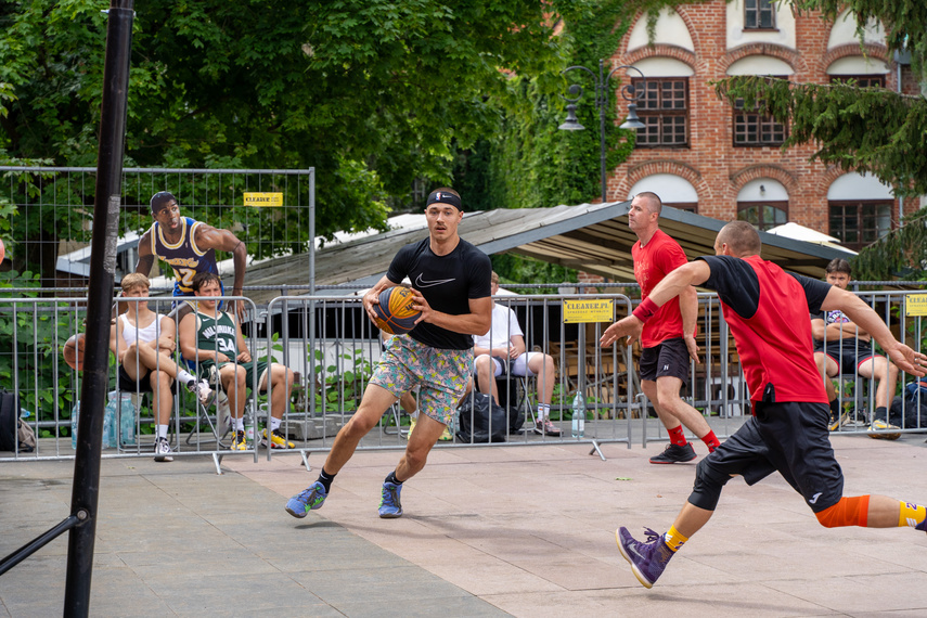 Armwrestling, streetball i amerykański styl zdjęcie nr 312006