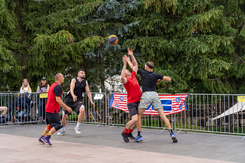 Armwrestling, streetball i amerykański styl zdjęcie nr 312004