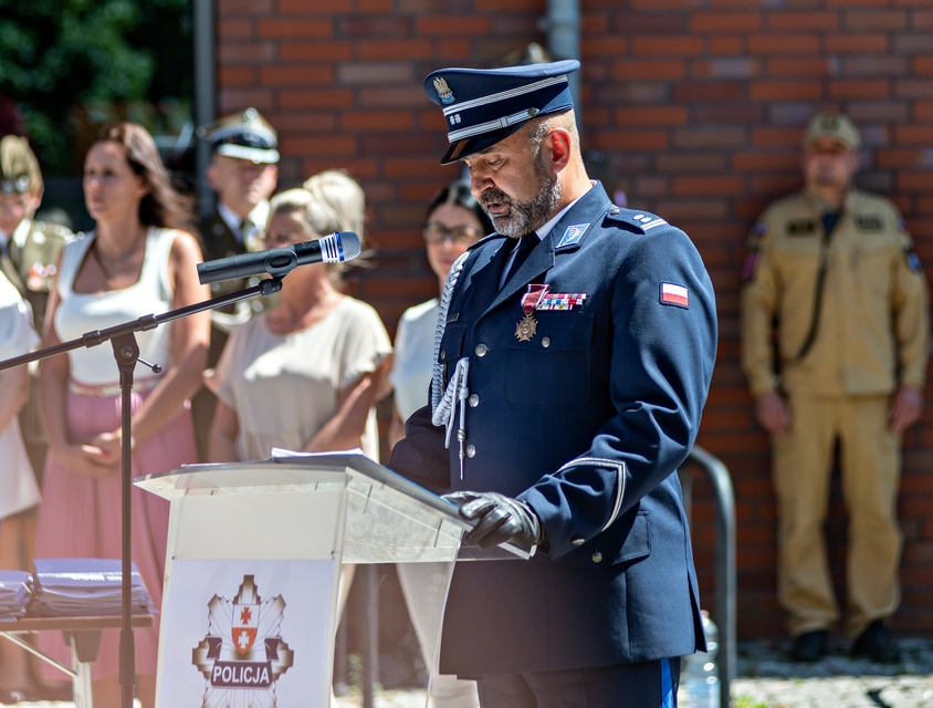 Policjanci świętują zdjęcie nr 312145