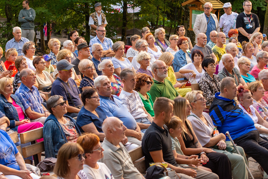 Banda Czworga na zakończenie Letniego Salonu Muzycznego zdjęcie nr 314227