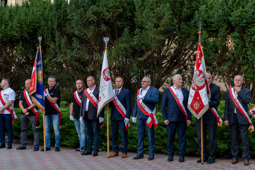 "Solidarność nigdy nie zapomina o swoich bohaterach" zdjęcie nr 314379